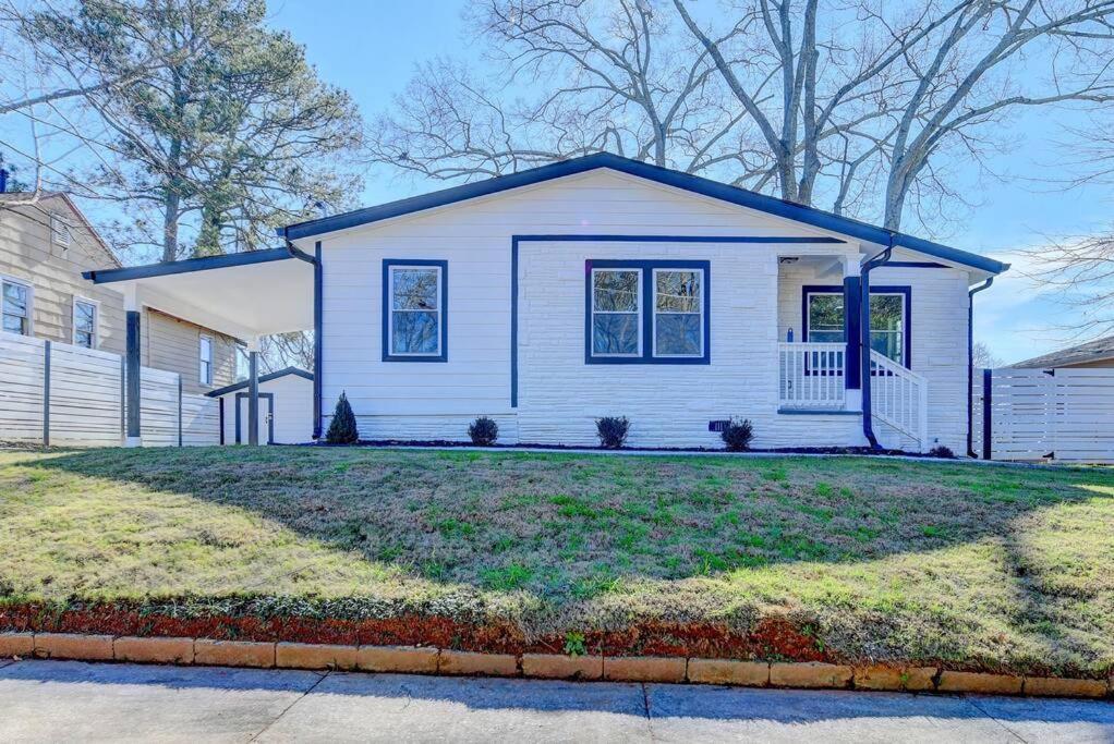 Modern Home At Colonial College Park Atlanta Extérieur photo